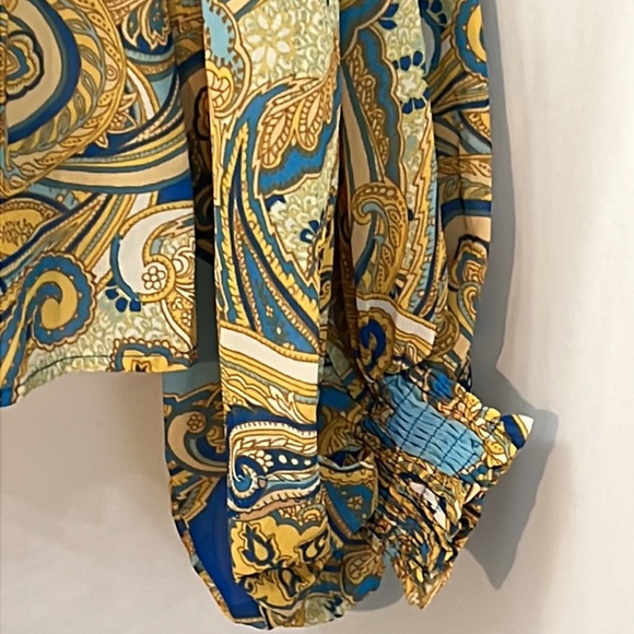 Lilly's Closet Women Blue Gold Pattern Top Size Small Shirt Collar Button Close - Picture 3 of 11